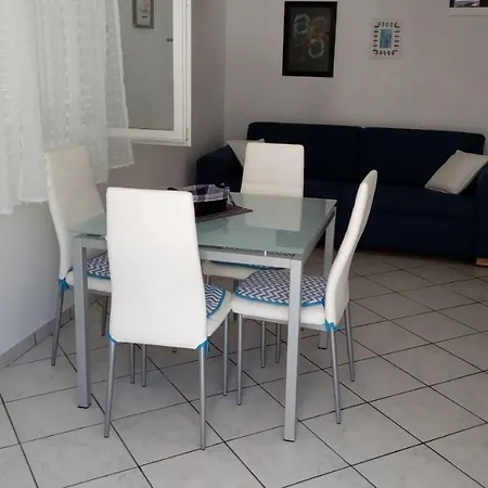 One Bedroom Oskar *