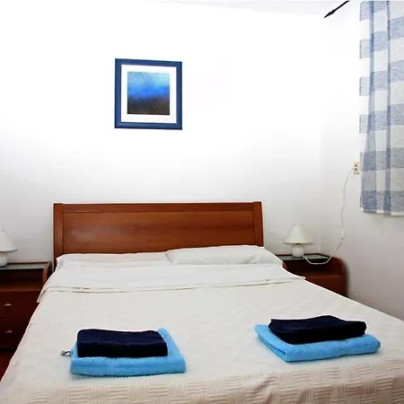 One Bedroom Oskar *